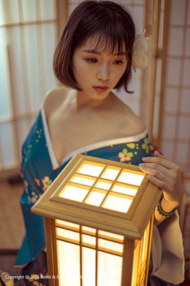 玻璃屋的女人